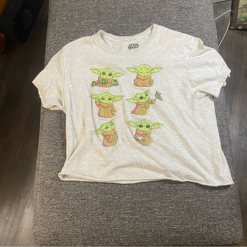 Baby Yoda T-shirt (Inv. #3)